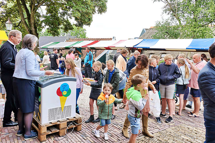 Rommelmarkt 2022 Waarder_133